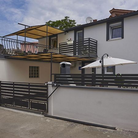 Villa House Doris Medulin Exterior foto